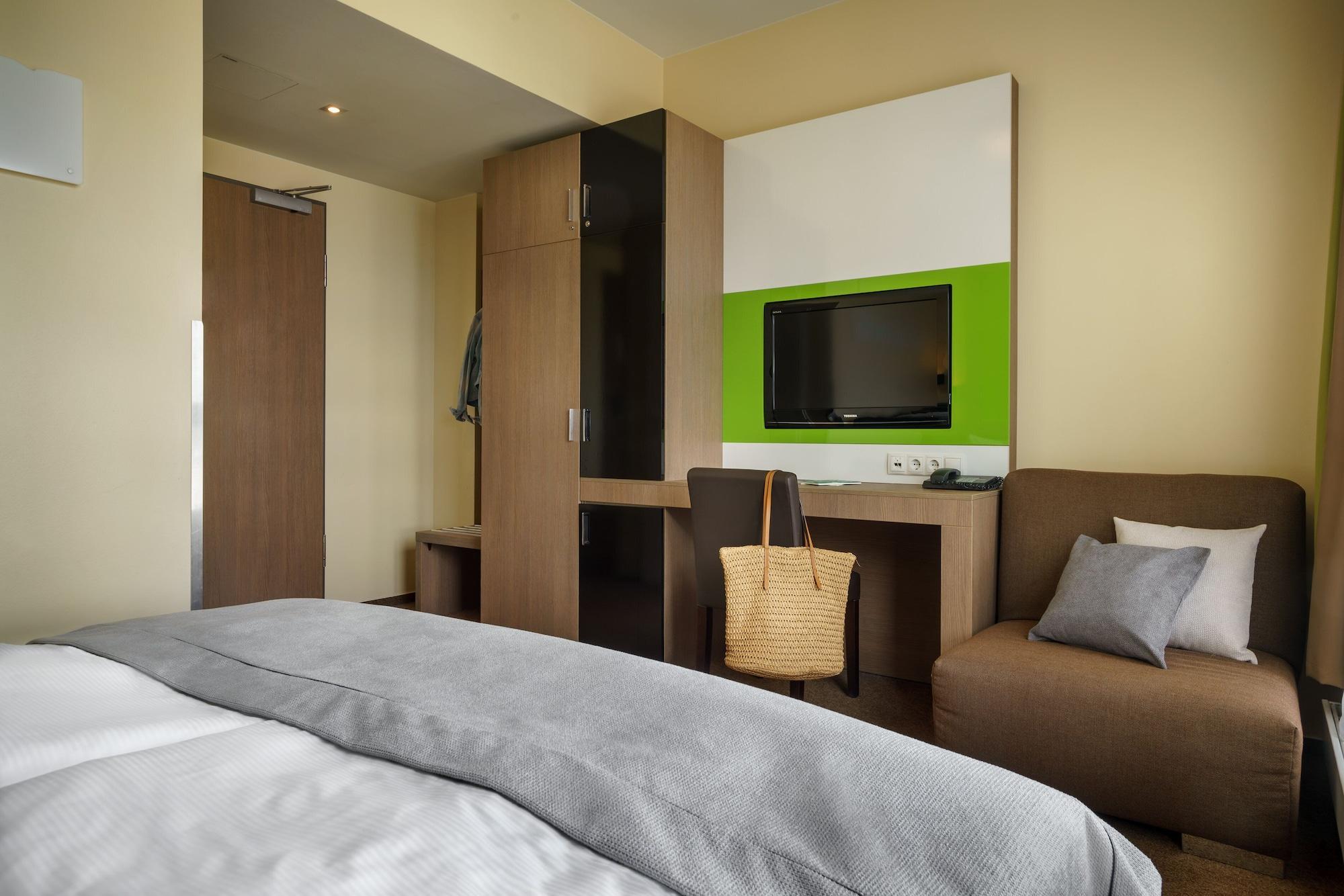 Holiday Inn - The Niu, Fusion Hamburg St. Georg By Ihg Exterior photo